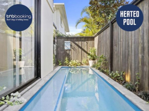 Beach Side Bliss Mermaid beach, 3bd - Heated Pool